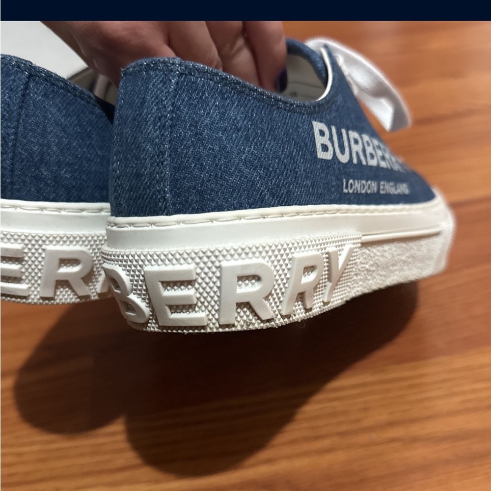 Denim buerberry sneakers - Picture 4 of 9